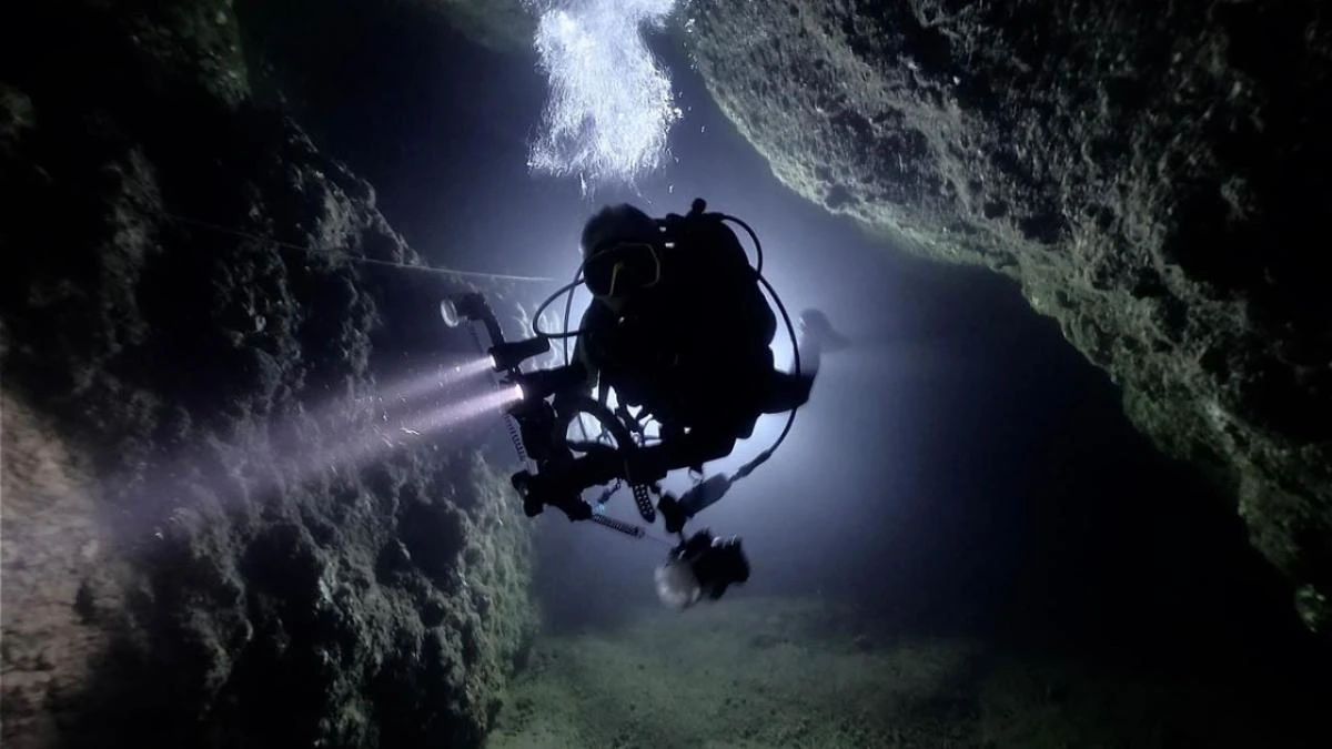 Hatay'ın su altı mağarası dalış tutkunlarını ağırlıyor